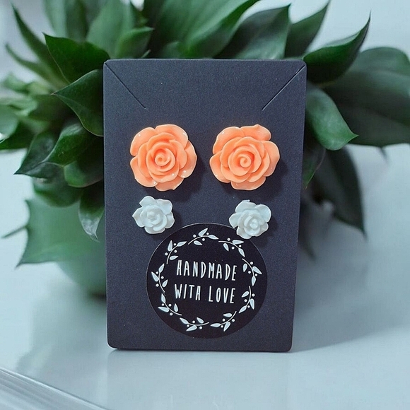 Handcrafted Nature-Inspired Rose Earrings - Picture 1 of 2